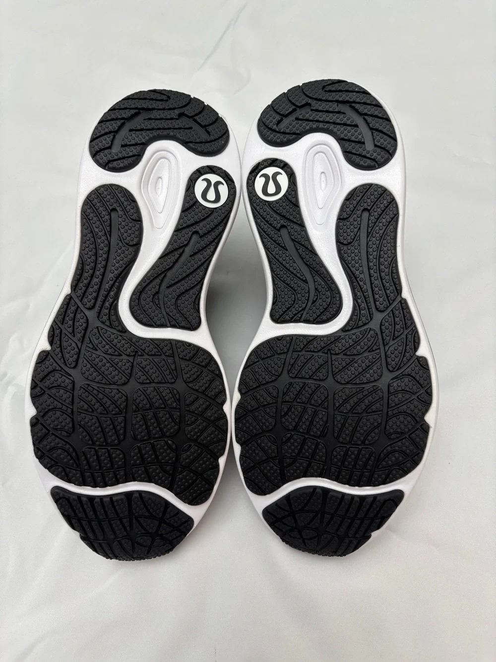 New Lululemon Blissfeel Run Black Performance Running Shoes Sneakers